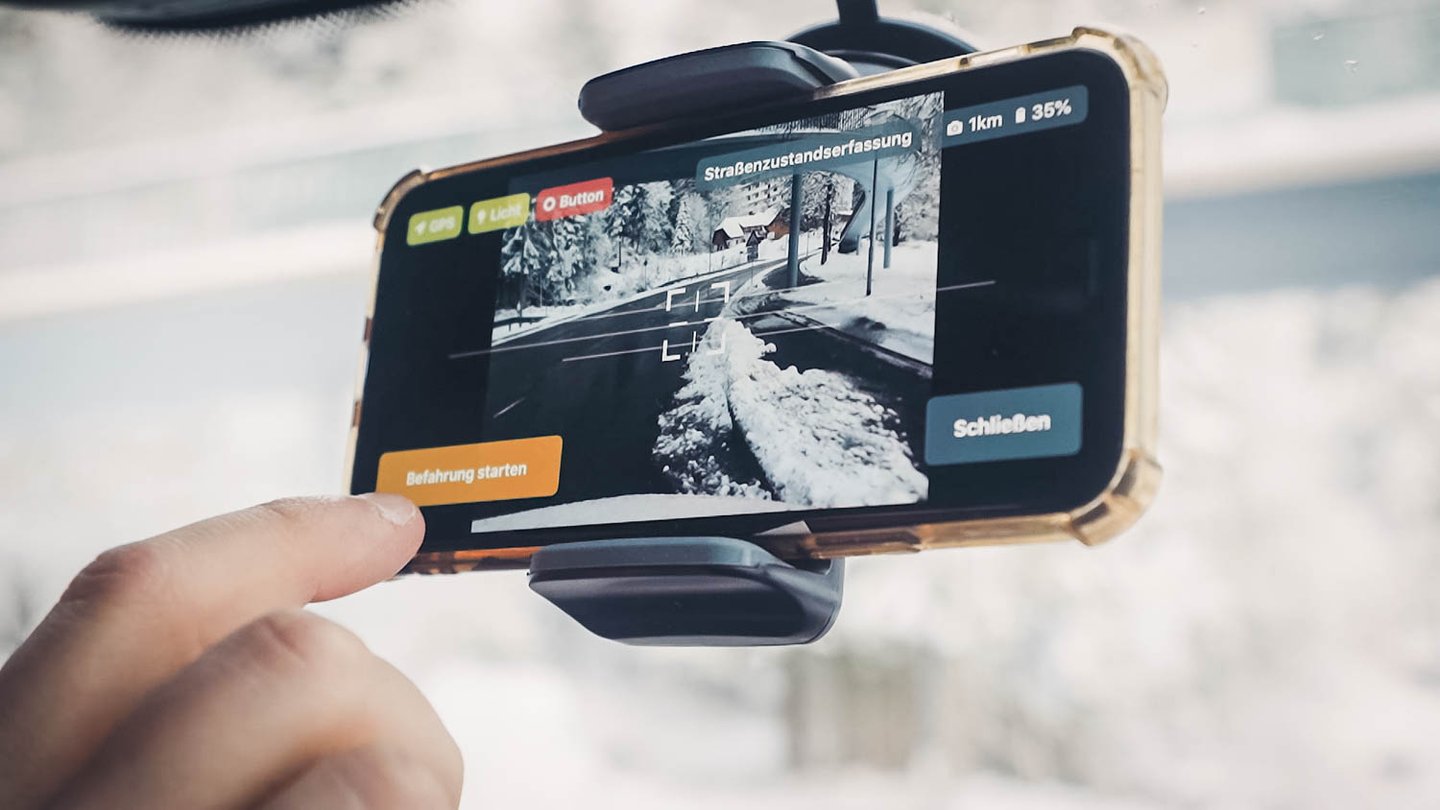 Vialytics The Intelligent Road Management System